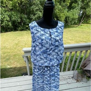 Chaps Ralph Lauren elastic waist blouson sleeveless dress. Blue ikat print. NWT